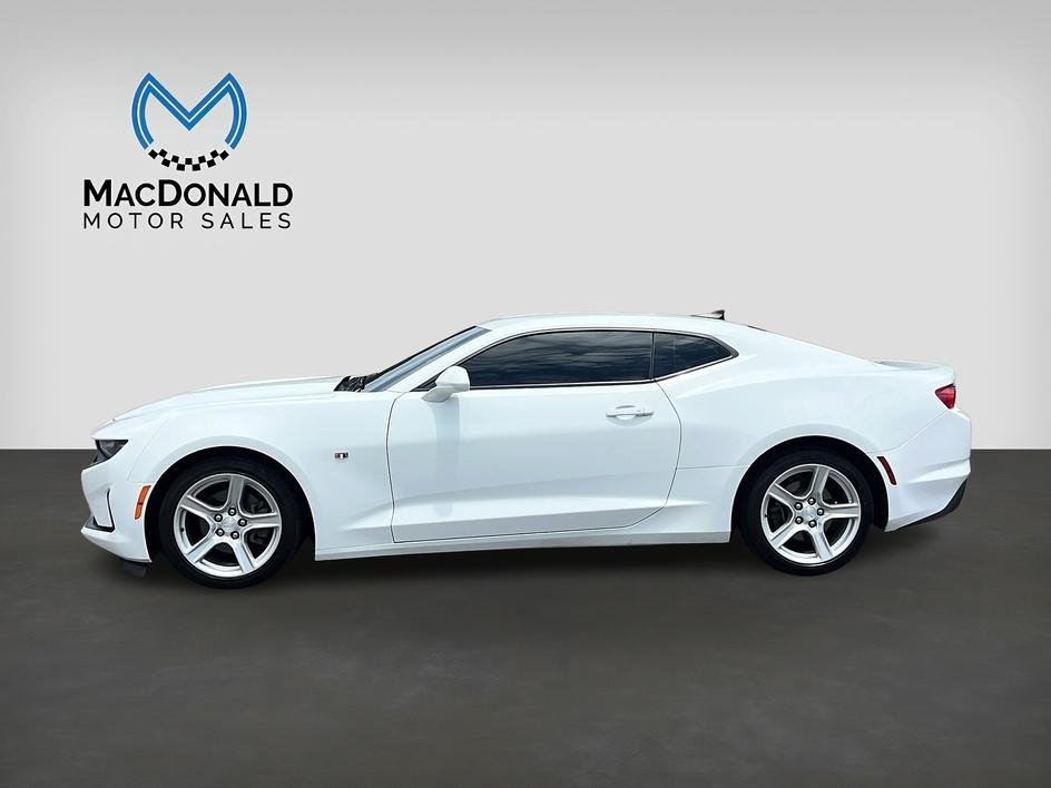 Used 2021 Chevrolet Camaro LT RWD image 4