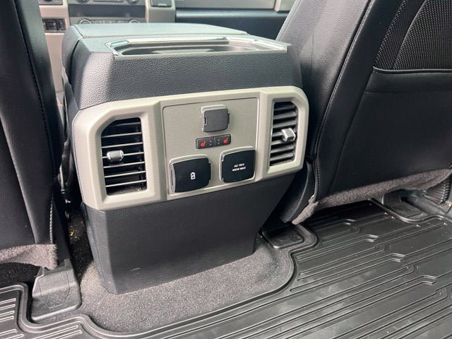 Used 2019 Ford F350 Lariat w/ Lariat Ultimate Package AWD/4WD image 21