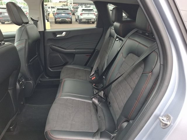 Certified 2022 Ford Escape SEL w/ SEL Stealth AWD Package image 10
