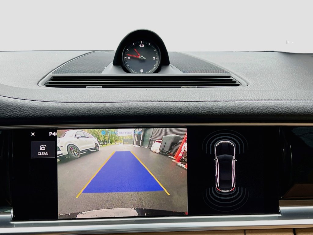 Certified 2018 Porsche Panamera 4 AWD/4WD image 17