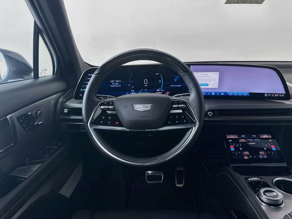 New 2027 Cadillac Vistiq Sport w/ LPO, Floor Liner Package AWD/4WD image 29