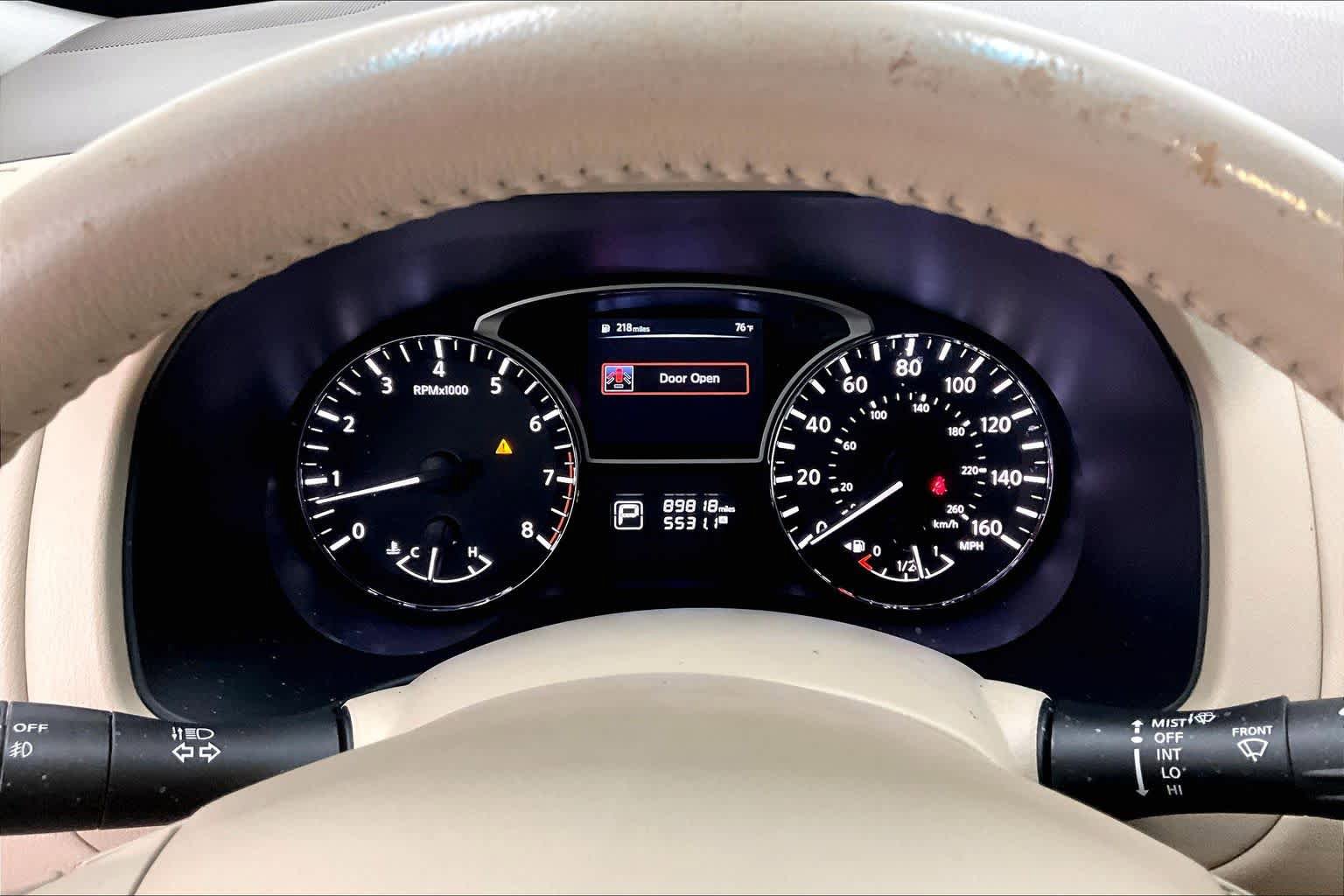 Used 2014 Nissan Pathfinder Platinum w/ Platinum Premium Package FWD image 23