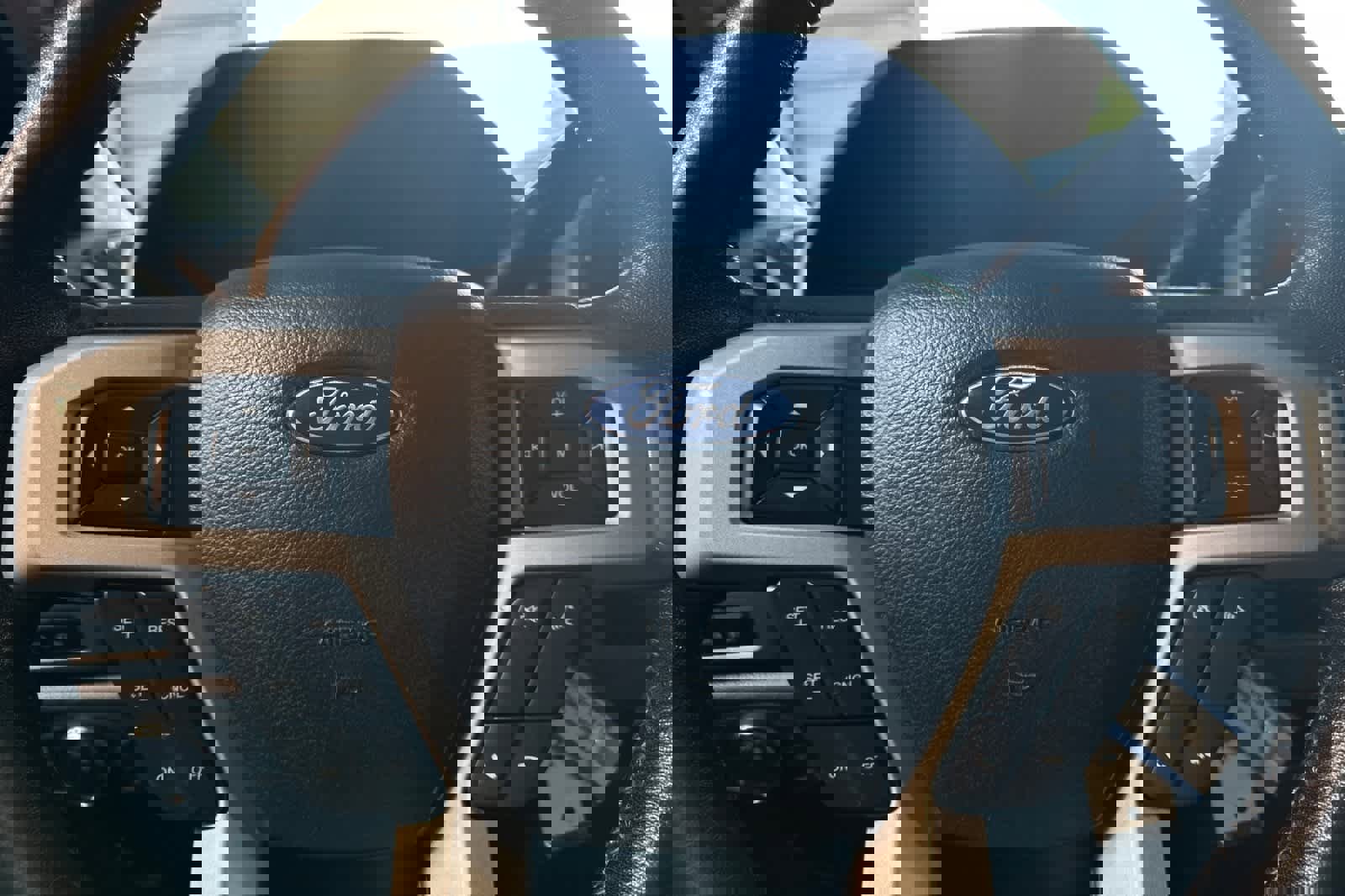 Used 2019 Ford F250 Lariat w/ Lariat Value Package image 26