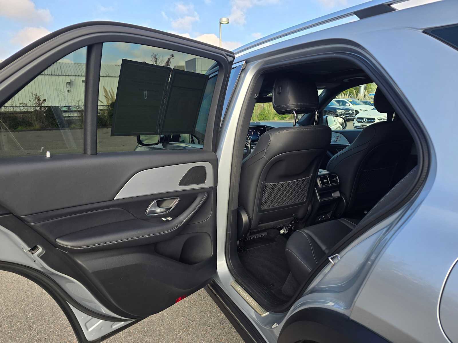 Used 2024 Mercedes-Benz GLE 450e GLE 450e Plug-In Hybrid image 17