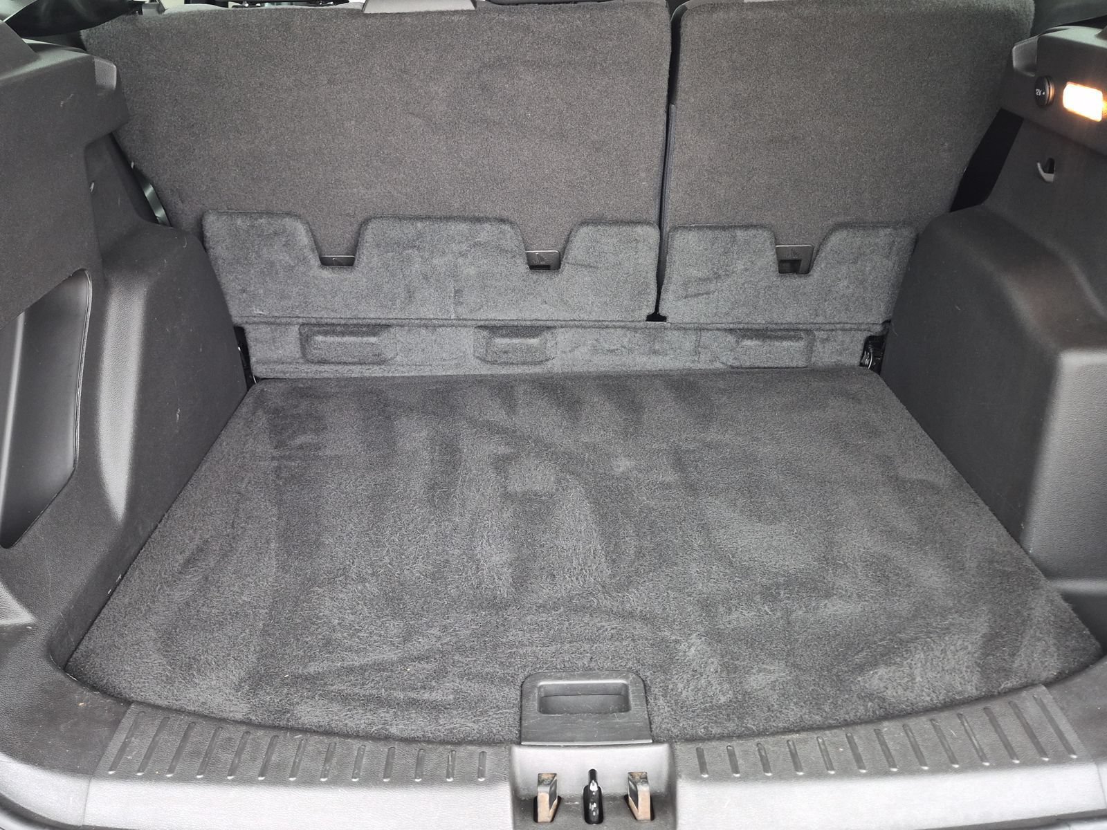 Used 2017 Ford Escape SE w/ Equipment Group 201A FWD image 29