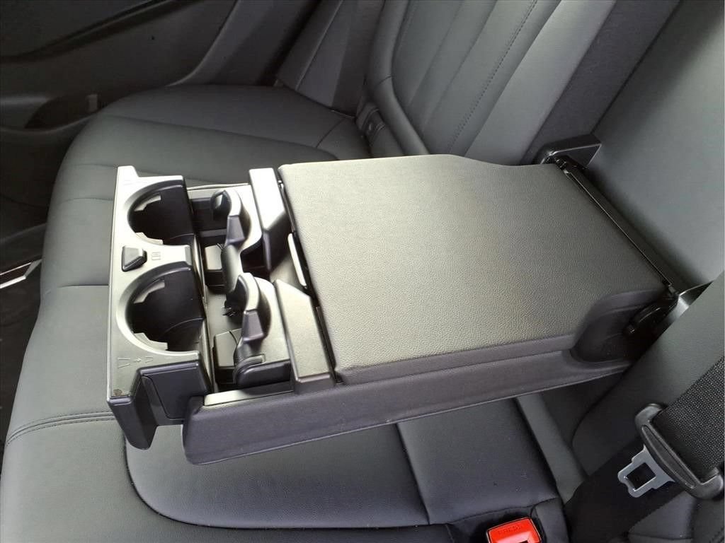 Used 2022 BMW X5 xDrive40i AWD/4WD image 30