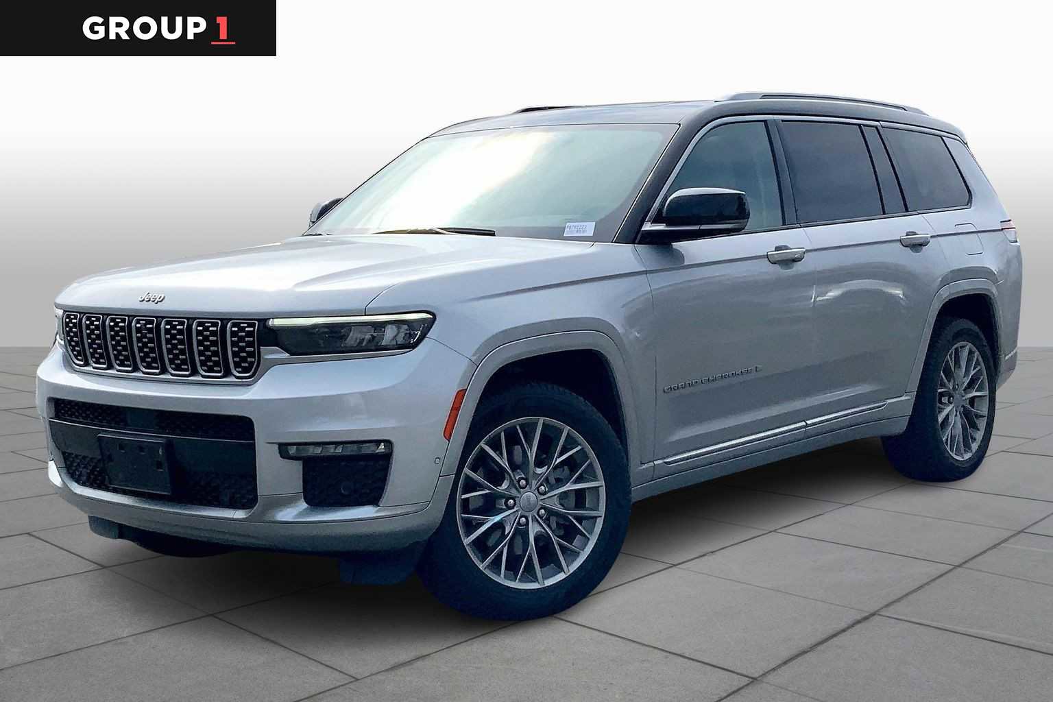 Used 2023 Jeep Grand Cherokee L Summit w/ Luxury Tech Group V image 1