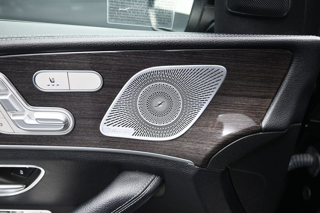 Used 2020 Mercedes-Benz GLE 350 w/ Premium Package image 11