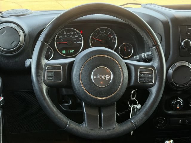 Used 2018 Jeep Wrangler Unlimited Sport S AWD/4WD image 13