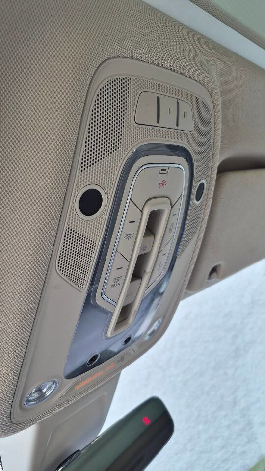 Used 2017 Audi Q7 3.0T Premium Plus image 40