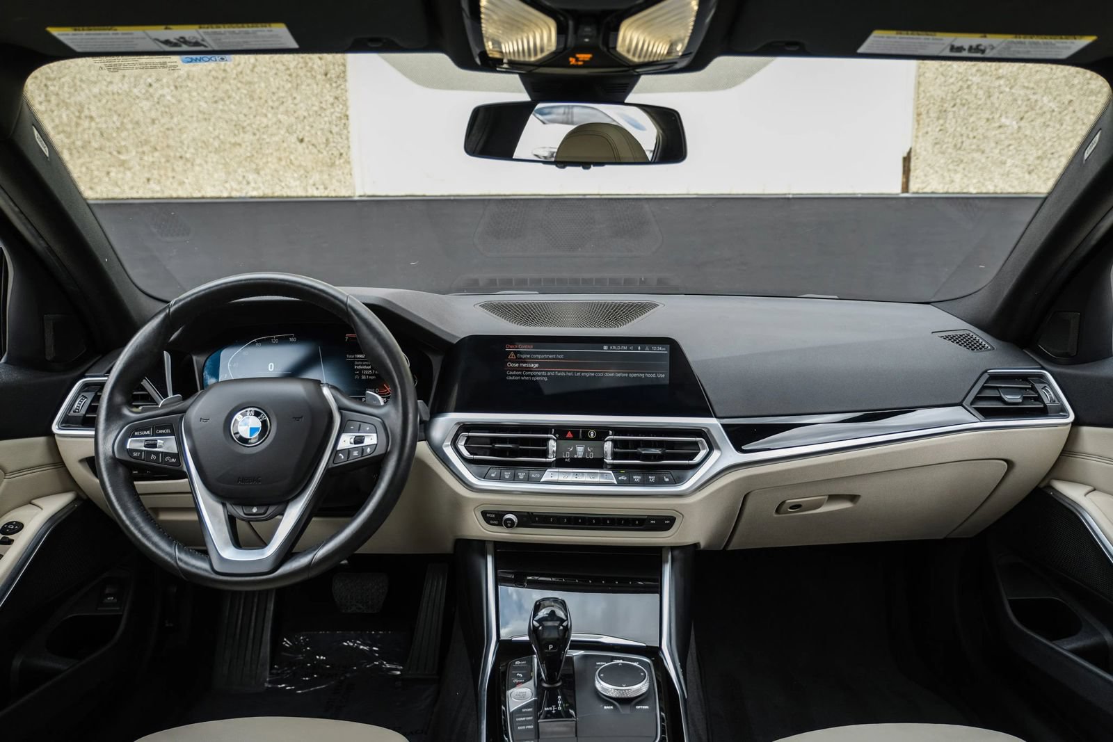 Used 2019 BMW 330i xDrive Sedan w/ Convenience Package AWD/4WD image 15