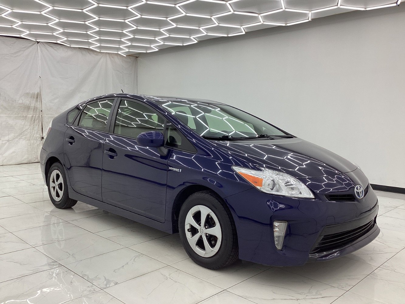 Used 2015 Toyota Prius Two image 7