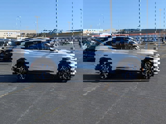 Certified 2025 Ford Mustang Mach-E Select w/ Comfort Package Lite image 3