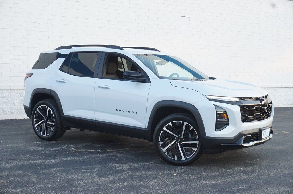 New 2026 Chevrolet Equinox RS w/ Convenience Package III image 3