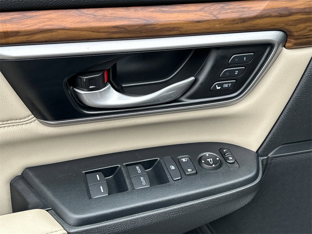 Used 2022 Honda CR-V Touring image 20