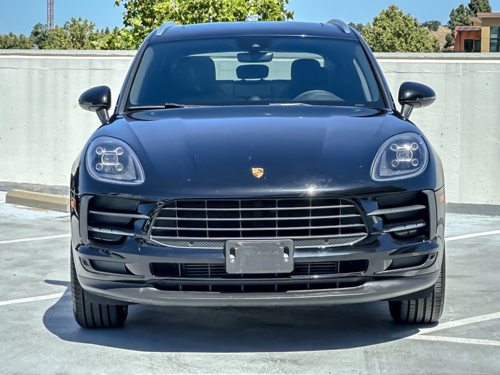 Certified 2021 Porsche Macan AWD/4WD image 11