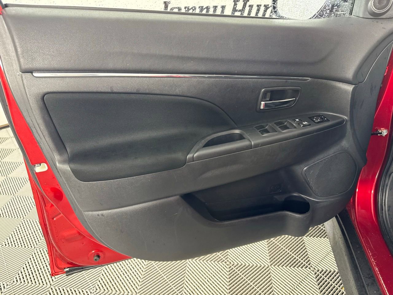 Used 2024 Mitsubishi Outlander Sport ES AWD/4WD image 10