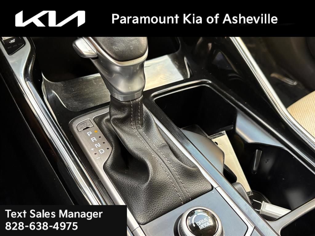 Certified 2022 Kia Sorento SX FWD image 26