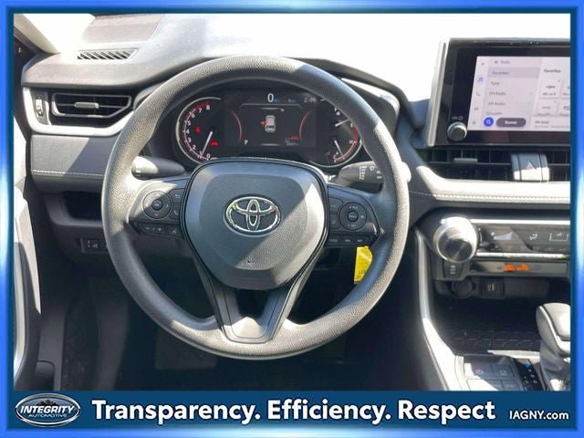 Used 2025 Toyota RAV4 LE AWD/4WD image 14