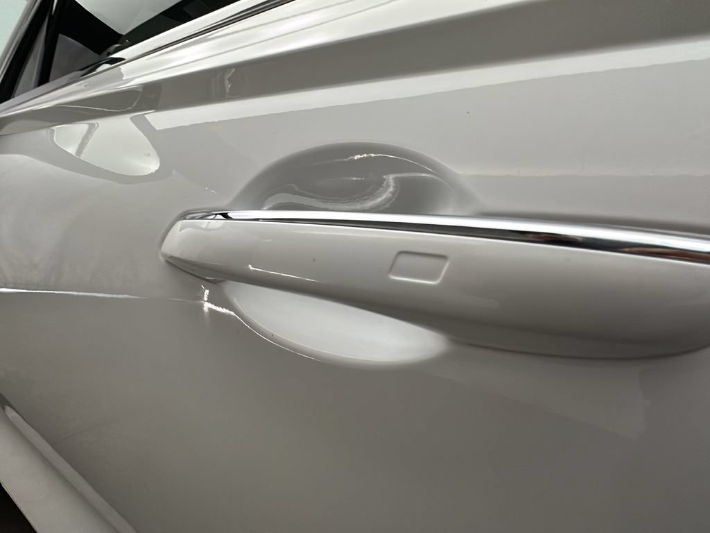 Certified 2025 Genesis Electrified GV70 AWD/4WD image 10
