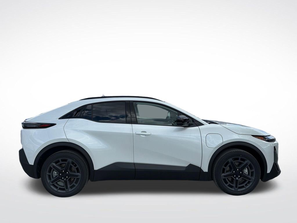 New 2026 Subaru Uncharted AWD image 9