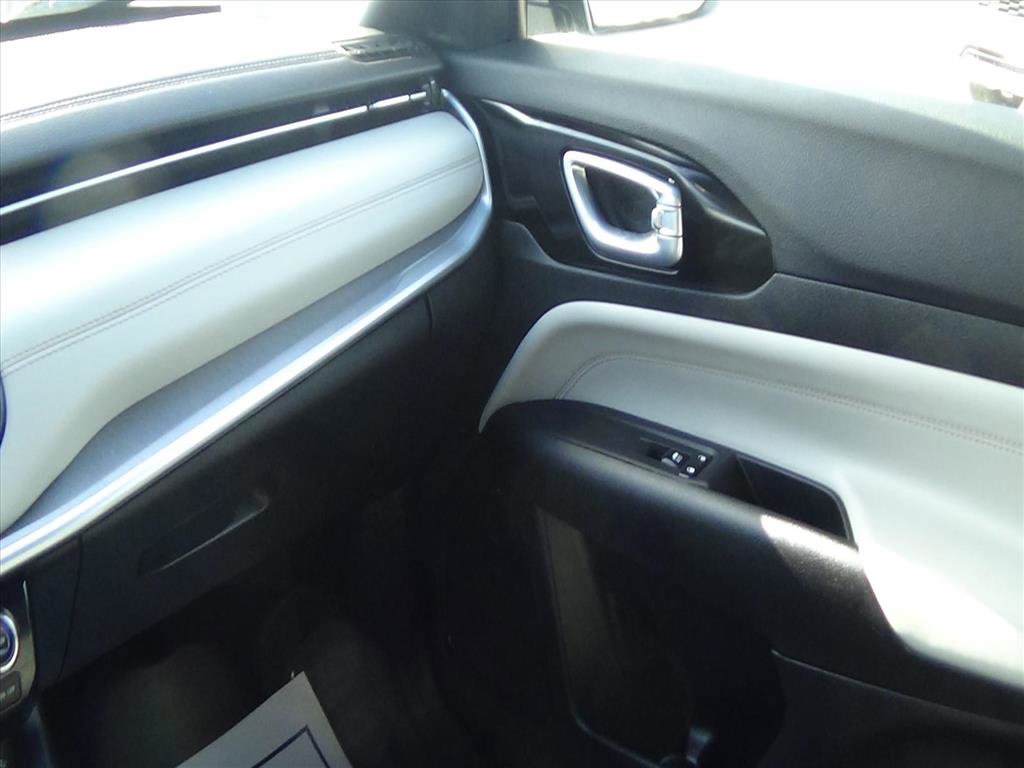 Used 2024 Jeep Compass Limited w/ Elite Group image 32