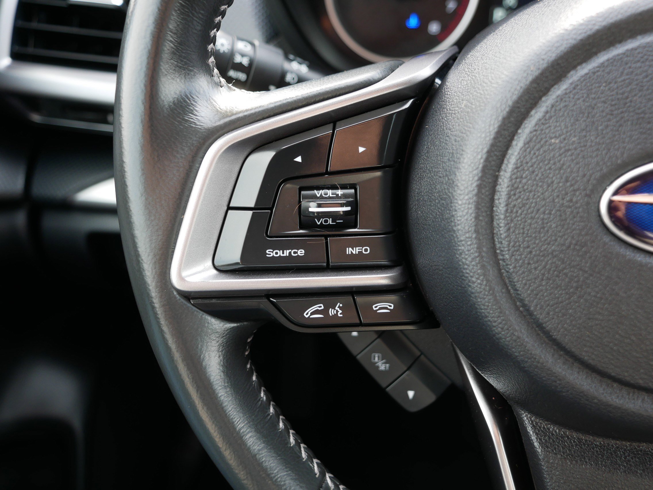 Used 2023 Subaru Forester Premium image 31