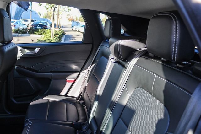 Used 2022 Ford Escape SEL image 24