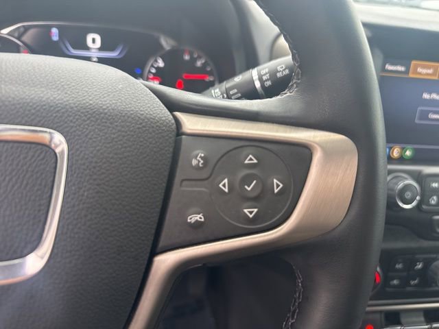 Used 2024 GMC Terrain Denali w/ Denali Premium Package AWD/4WD image 18