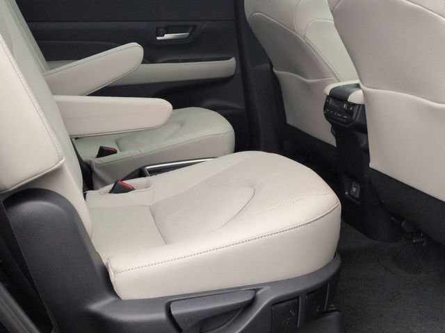 Certified 2026 Toyota Grand Highlander Limited image 30