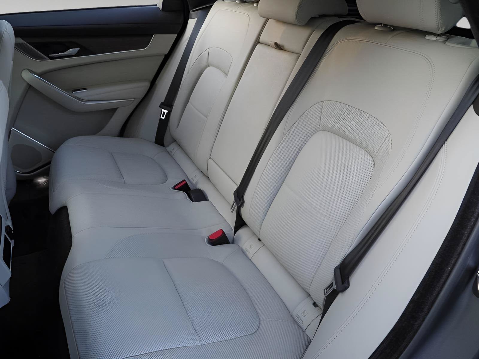 Used 2021 Jaguar F-PACE S AWD/4WD image 21