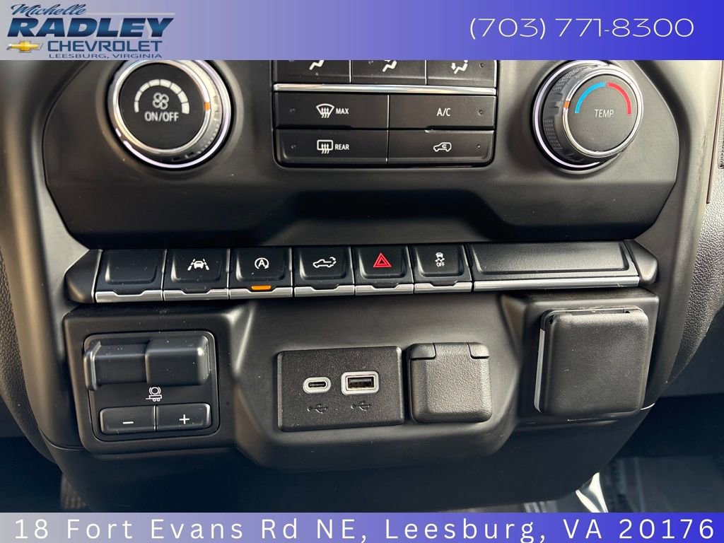 Used 2023 Chevrolet Silverado 1500 Custom image 18