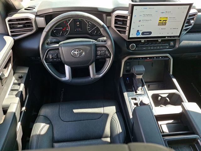 Used 2022 Toyota Tundra SR5 w/ SR5 Premium Package image 11