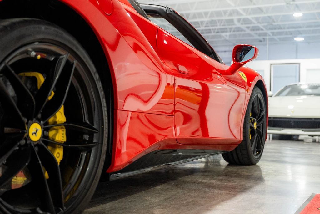 Used 2018 Ferrari 488 Spider RWD image 42