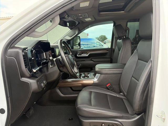 Used 2024 Chevrolet Silverado 2500 LT w/ Z71 Sport Edition AWD/4WD image 10
