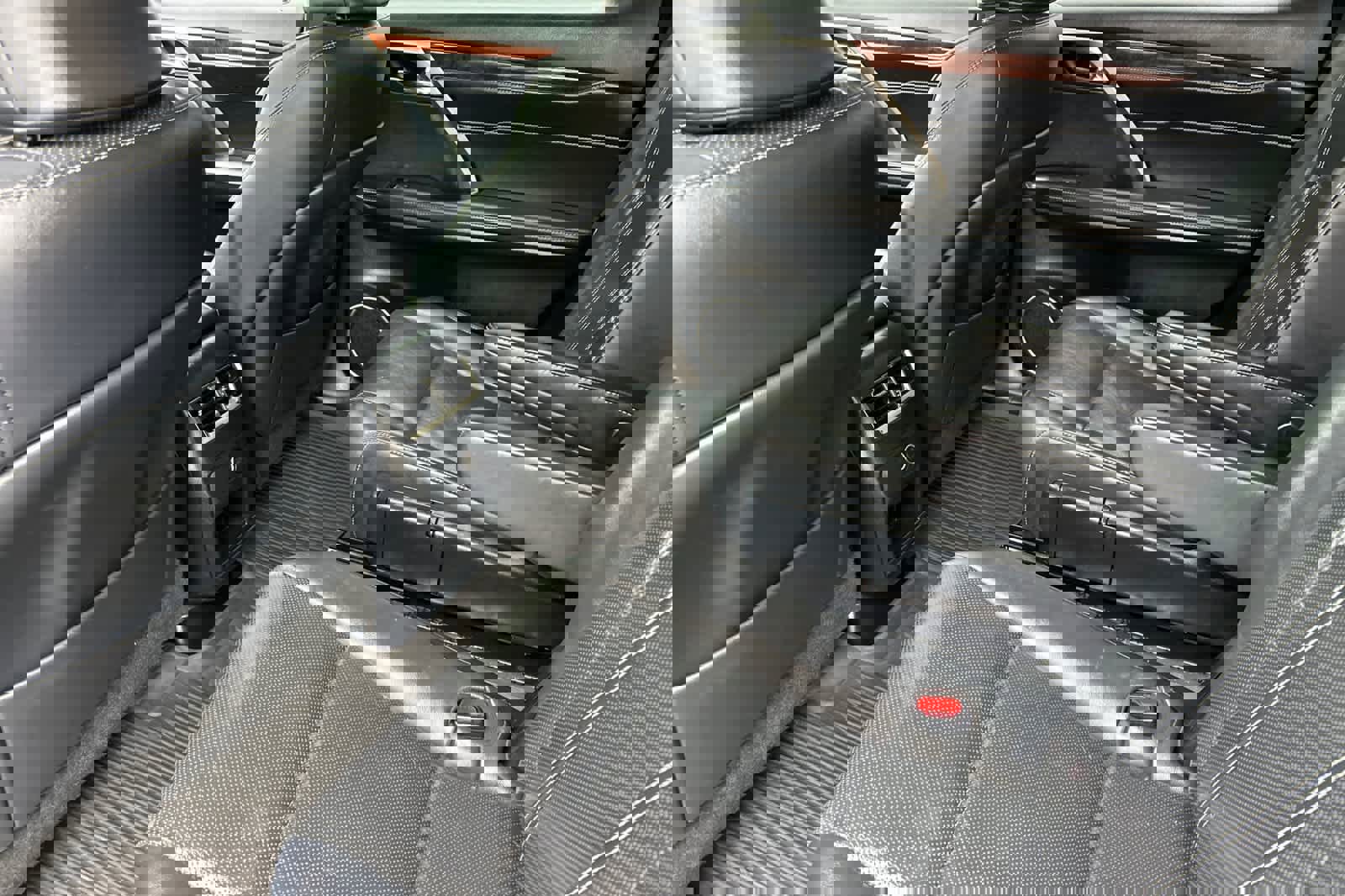 Used 2018 Lexus RX 350L AWD image 4