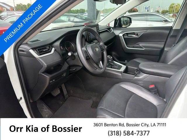 Used 2022 Toyota RAV4 XLE Premium FWD image 21