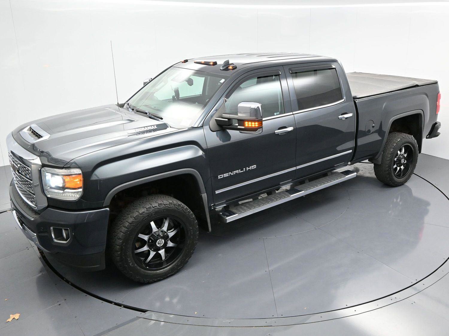 Used 2018 GMC Sierra 2500 Denali w/ Duramax Plus Package image 38