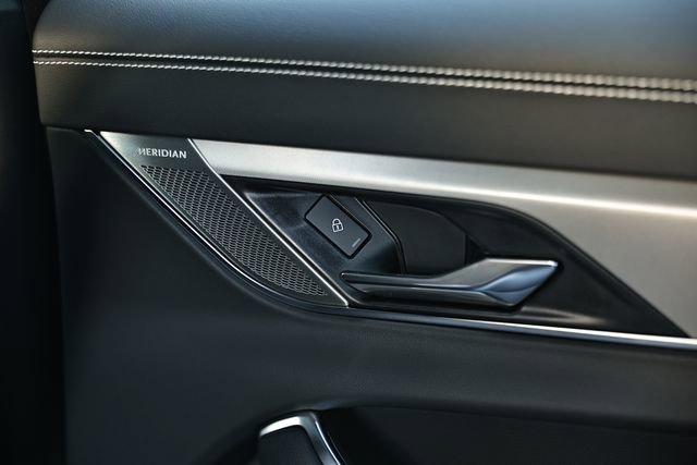 New 2024 Jaguar XF R-Dynamic SE AWD/4WD image 41