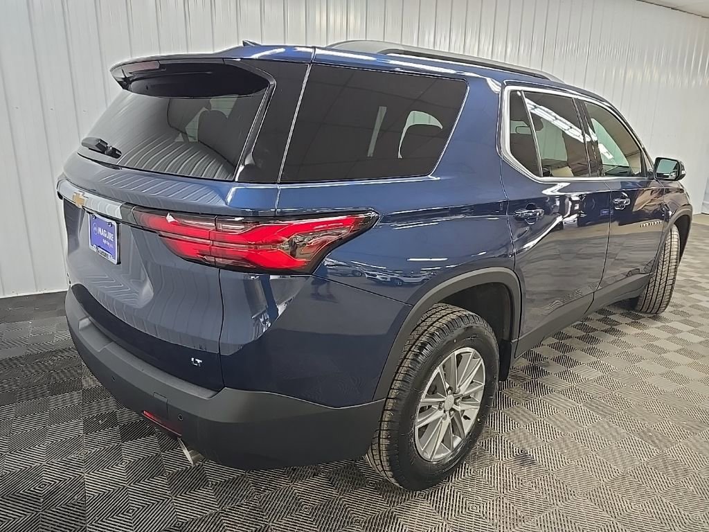Used 2023 Chevrolet Traverse LT image 10