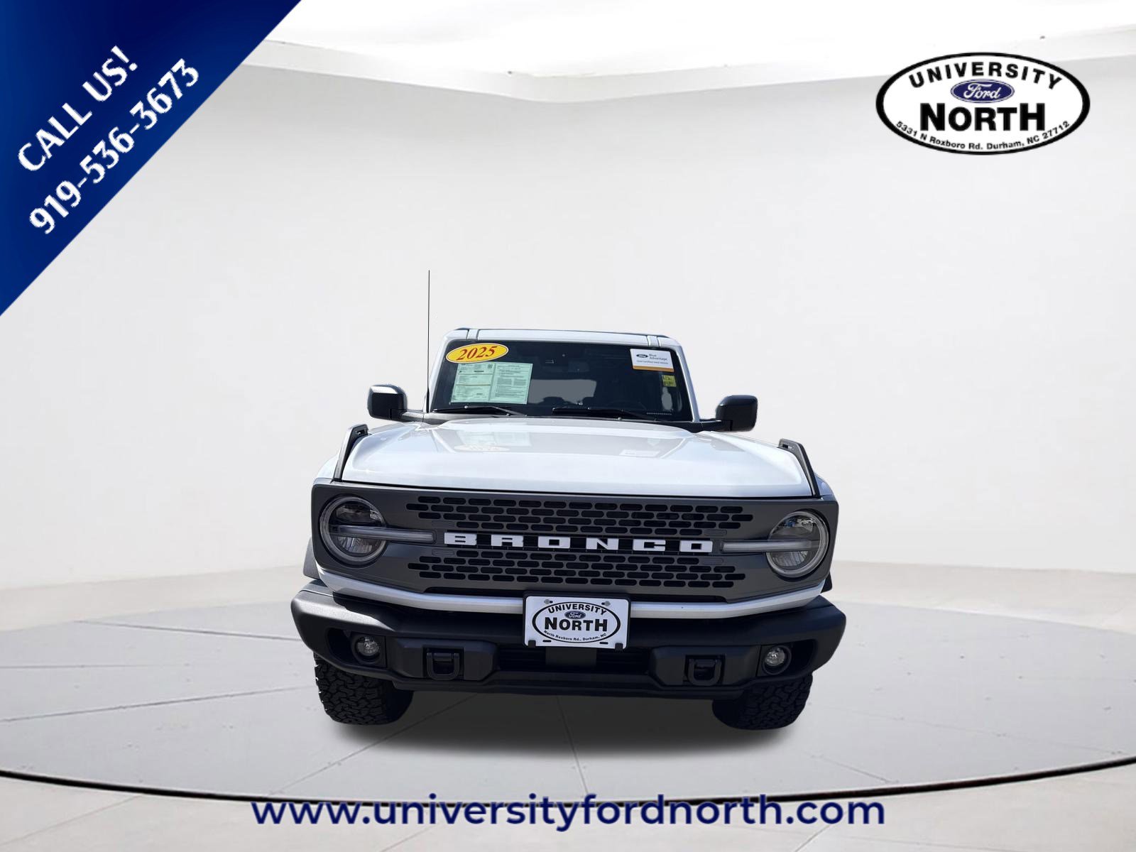 Used 2025 Ford Bronco Badlands image 2