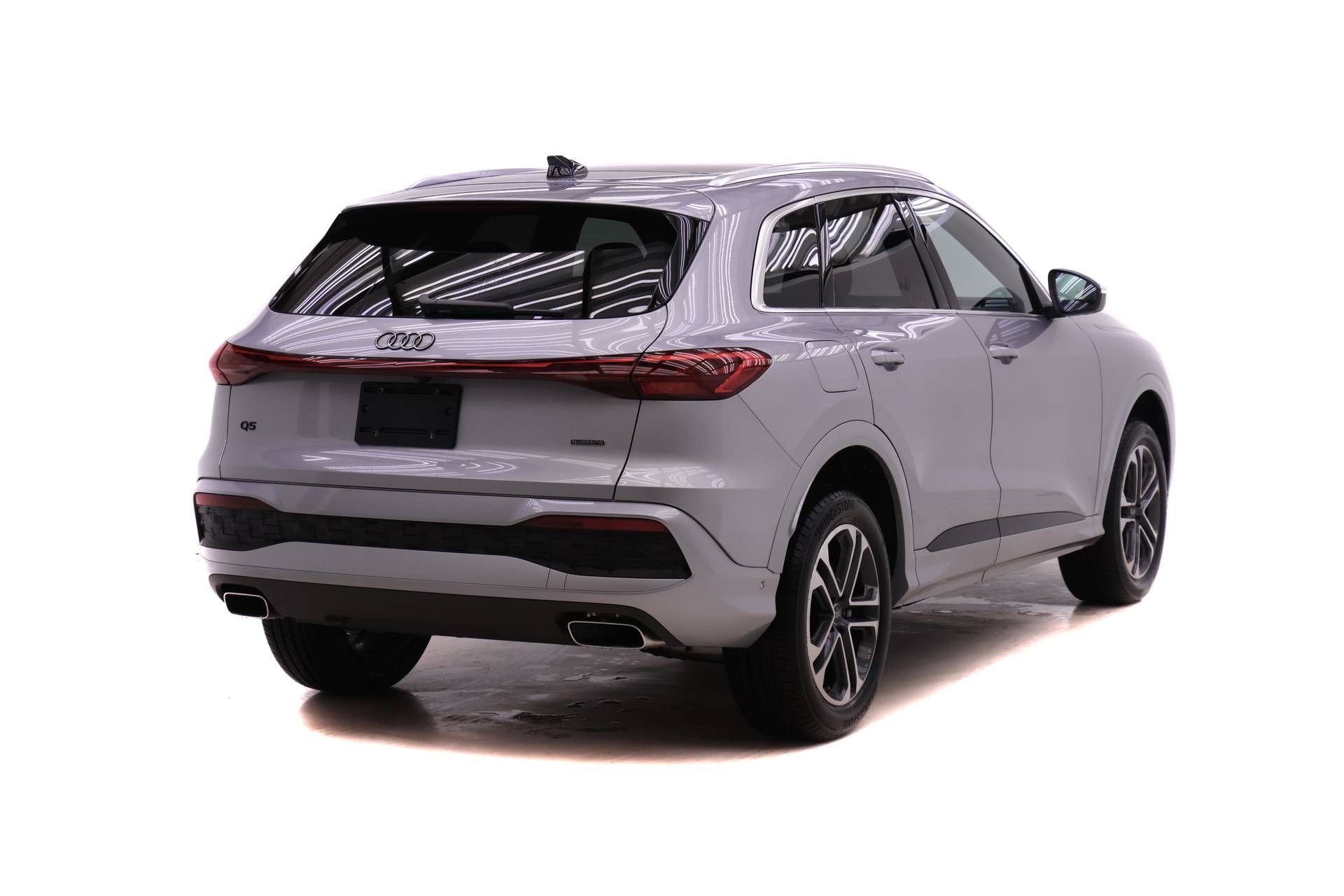 Used 2025 Audi Q5 Premium AWD/4WD image 4