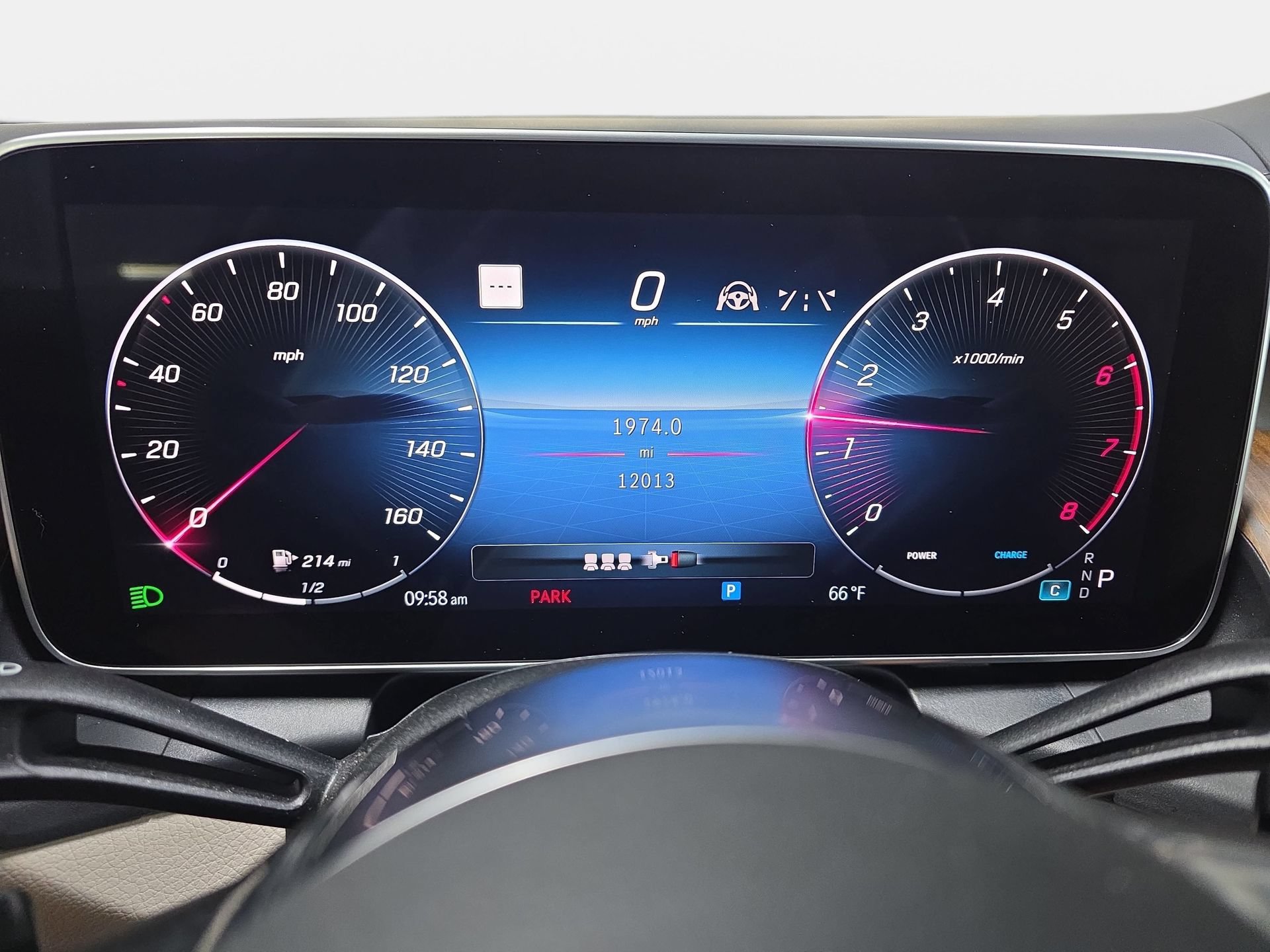 Used 2024 Mercedes-Benz GLC 300 4MATIC image 19
