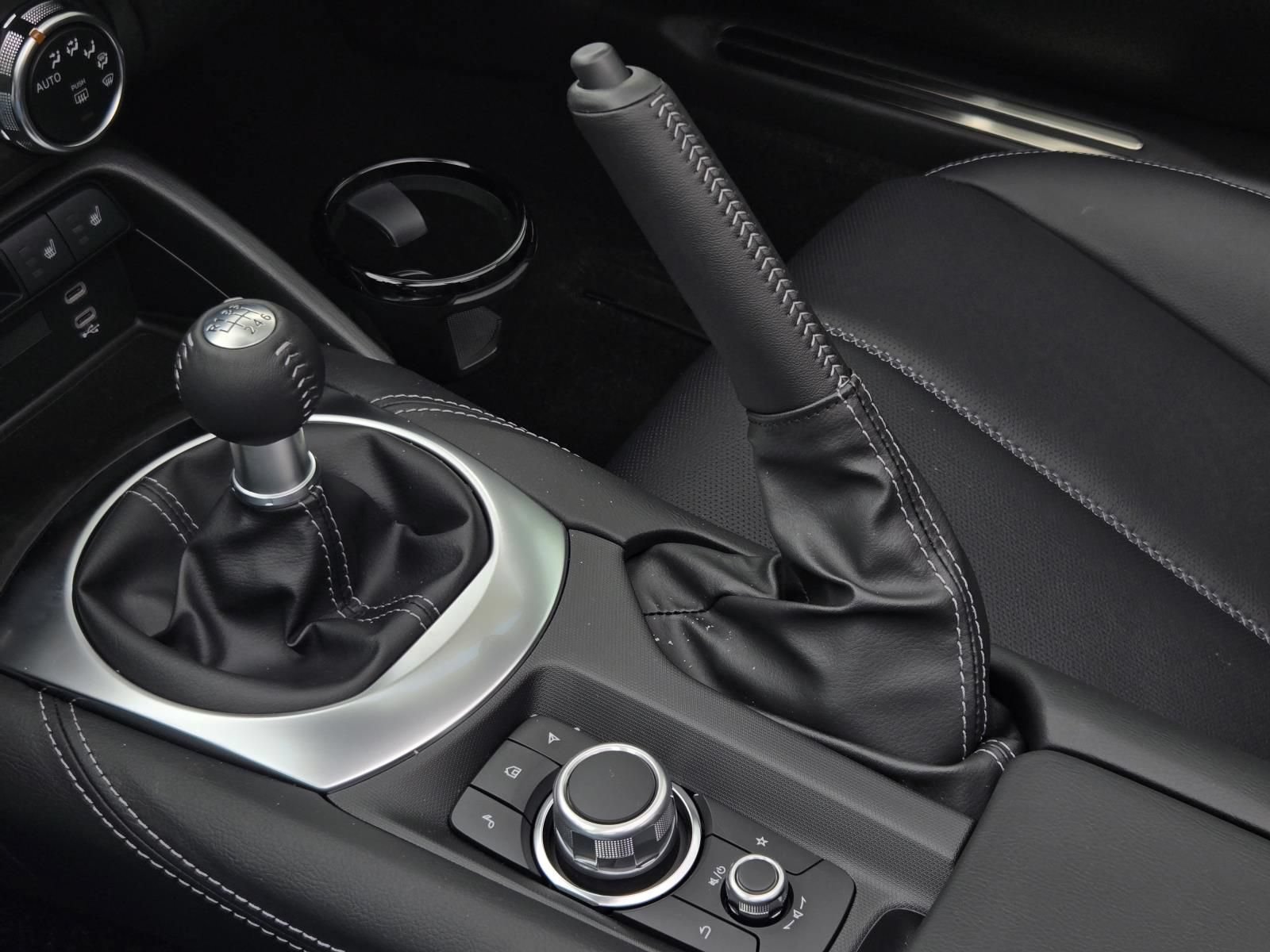 New 2026 MAZDA MX-5 Miata RF Grand Touring RWD image 21