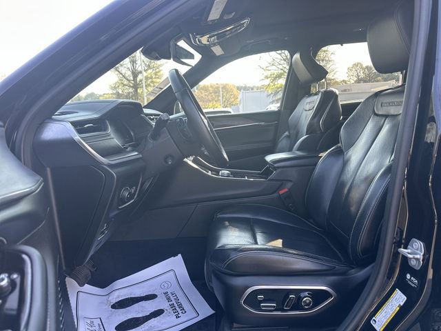 Used 2022 Jeep Grand Cherokee L Overland w/ Luxury Tech Group IV image 12