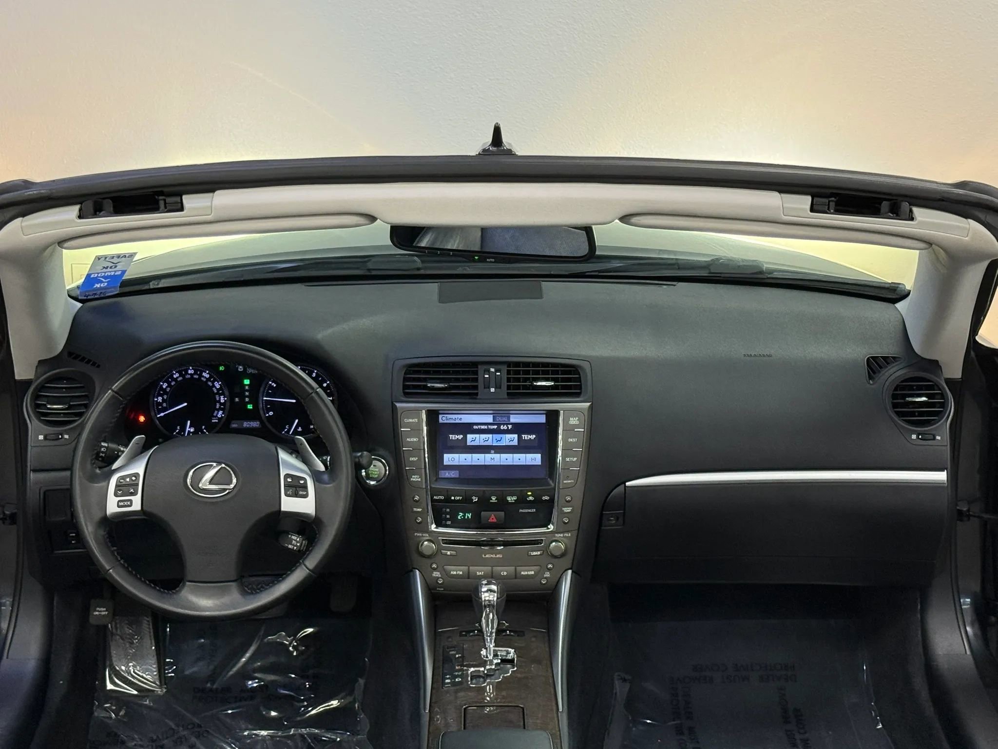 Used 2011 Lexus IS 250C w/ Luxury Pkg RWD image 19