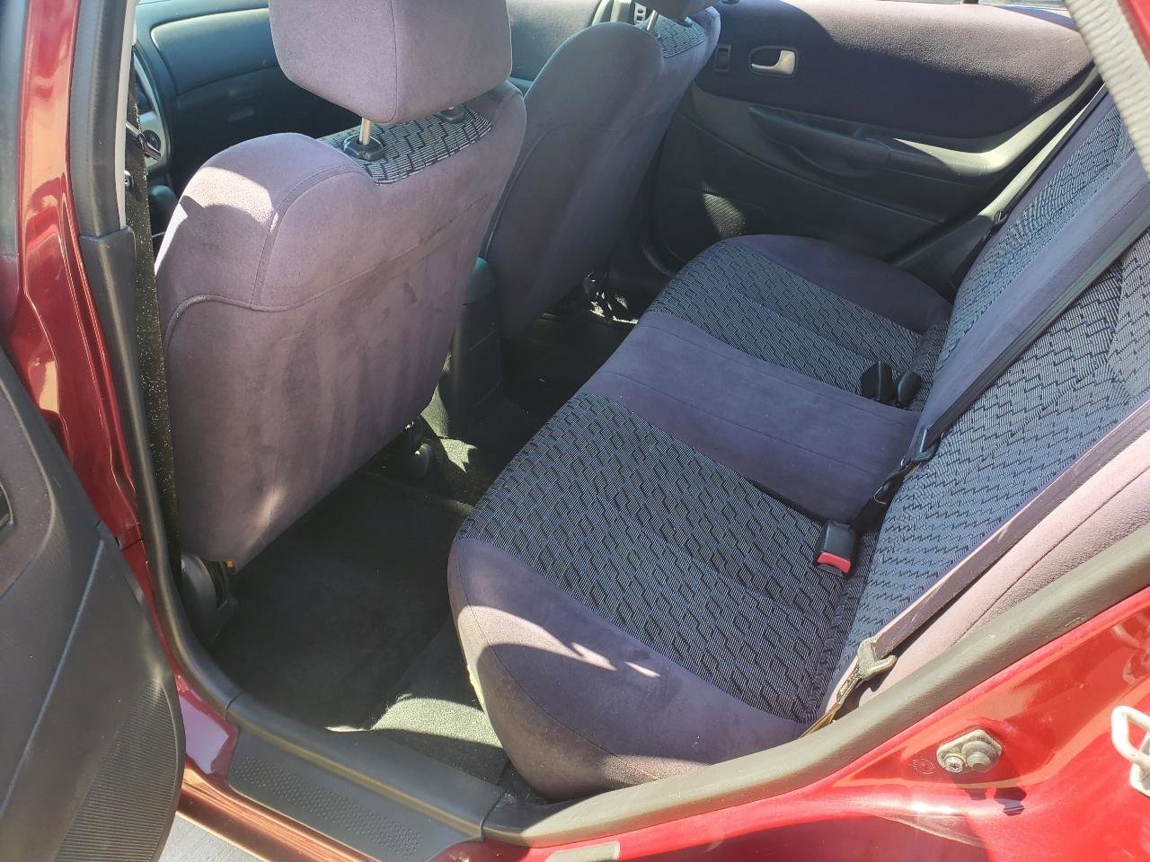 Used 2003 MAZDA Protege FWD image 12