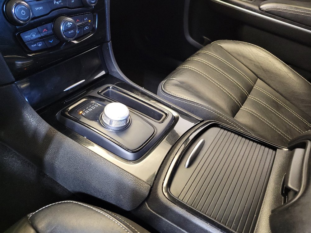 Used 2021 Chrysler 300 S image 26