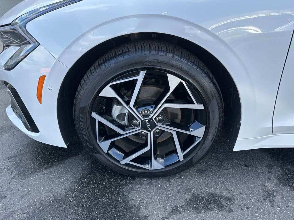 Used 2025 Kia K5 EX image 12