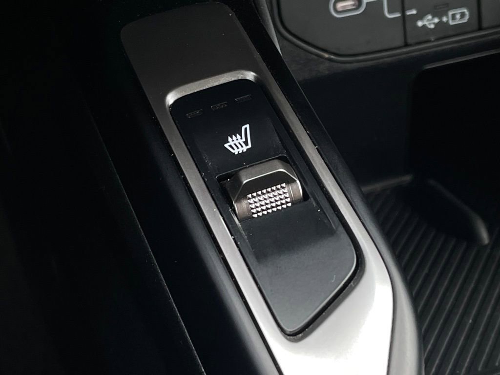 New 2025 Kia Sorento S image 18